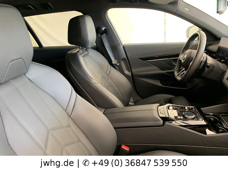 BMW 520 d M Sport ACC | ICONIC | LED+ | H&K | 20" — photo 4