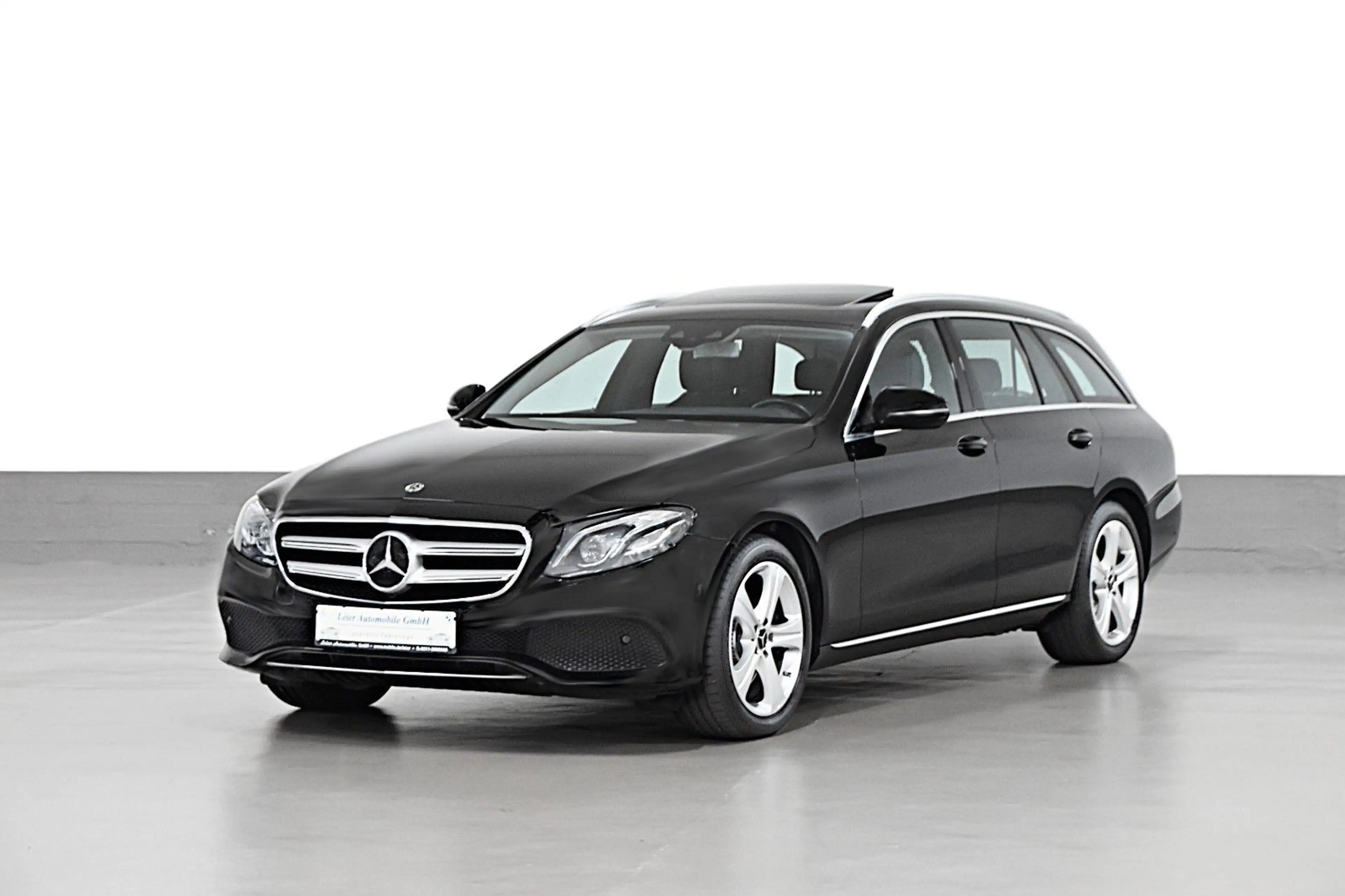 Mercedes-Benz E 350 D T AVANTGARDE*AUS 1 HAND*TOP-ZUSTAND* — photo 3