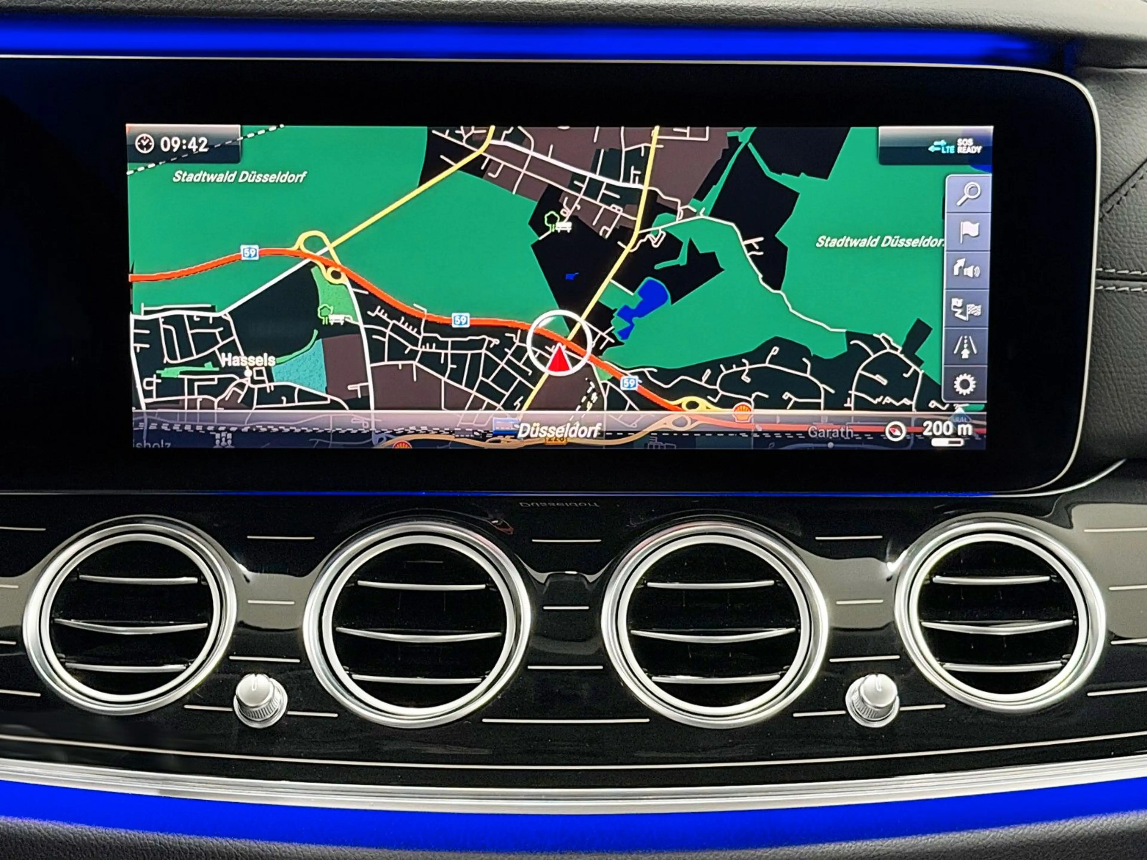 Mercedes-Benz E 350 D T AVANTGARDE*AUS 1 HAND*TOP-ZUSTAND* — photo 8