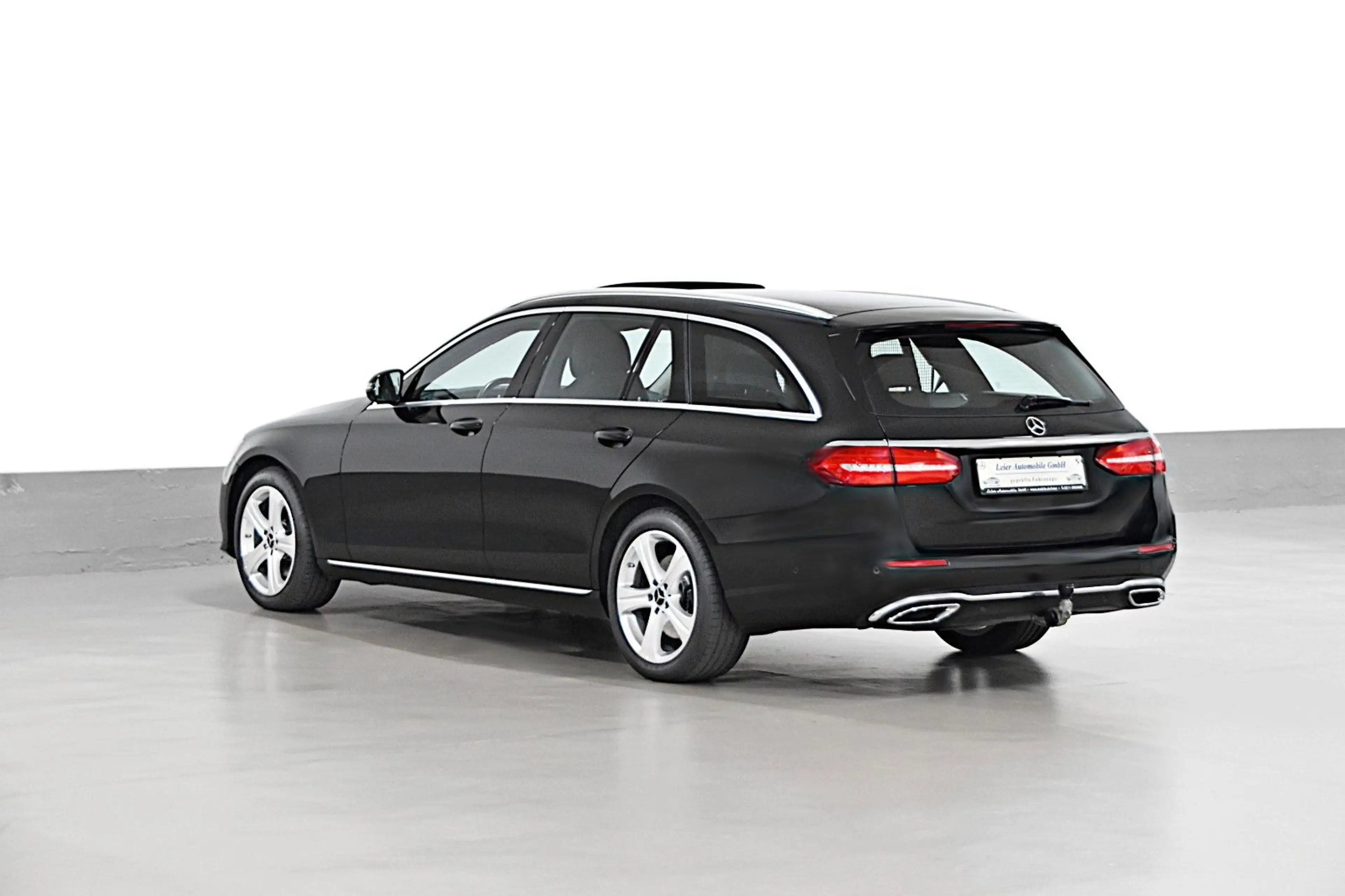 Mercedes-Benz E 350 D T AVANTGARDE*AUS 1 HAND*TOP-ZUSTAND* — photo 4