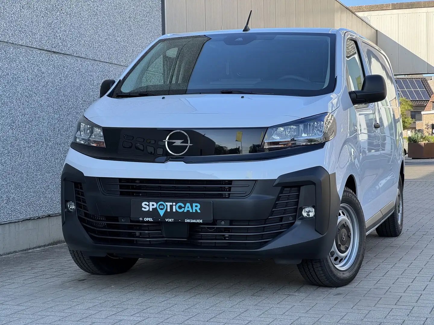 Opel Vivaro 2.0TD 180PK AUT. VAN L2 CAMERA/PARKPILOT/CARPLAY Biały - 1