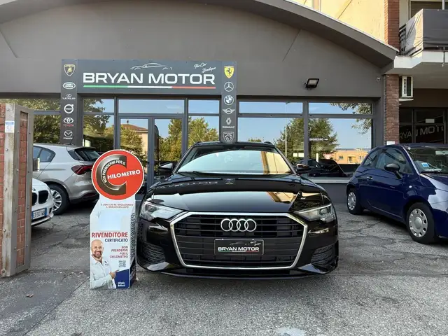 Audi A6 view 2