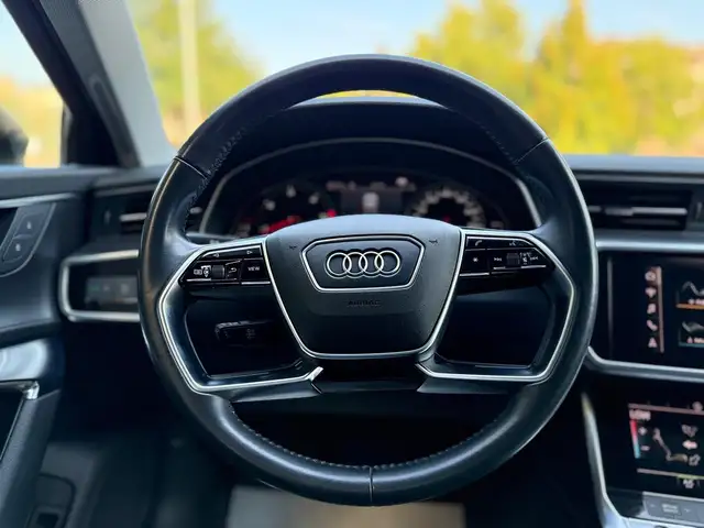Audi A6 view 15