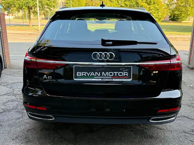 Audi A6 view 5