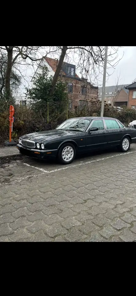 Jaguar XJ, foto 2