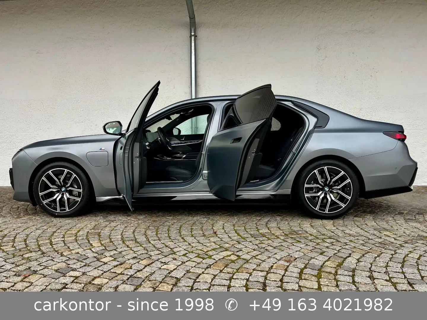 BMW 750 e xDr *M SPORTPAKET*FROZEN GREY*BELÜFT*2025 Grau - 2