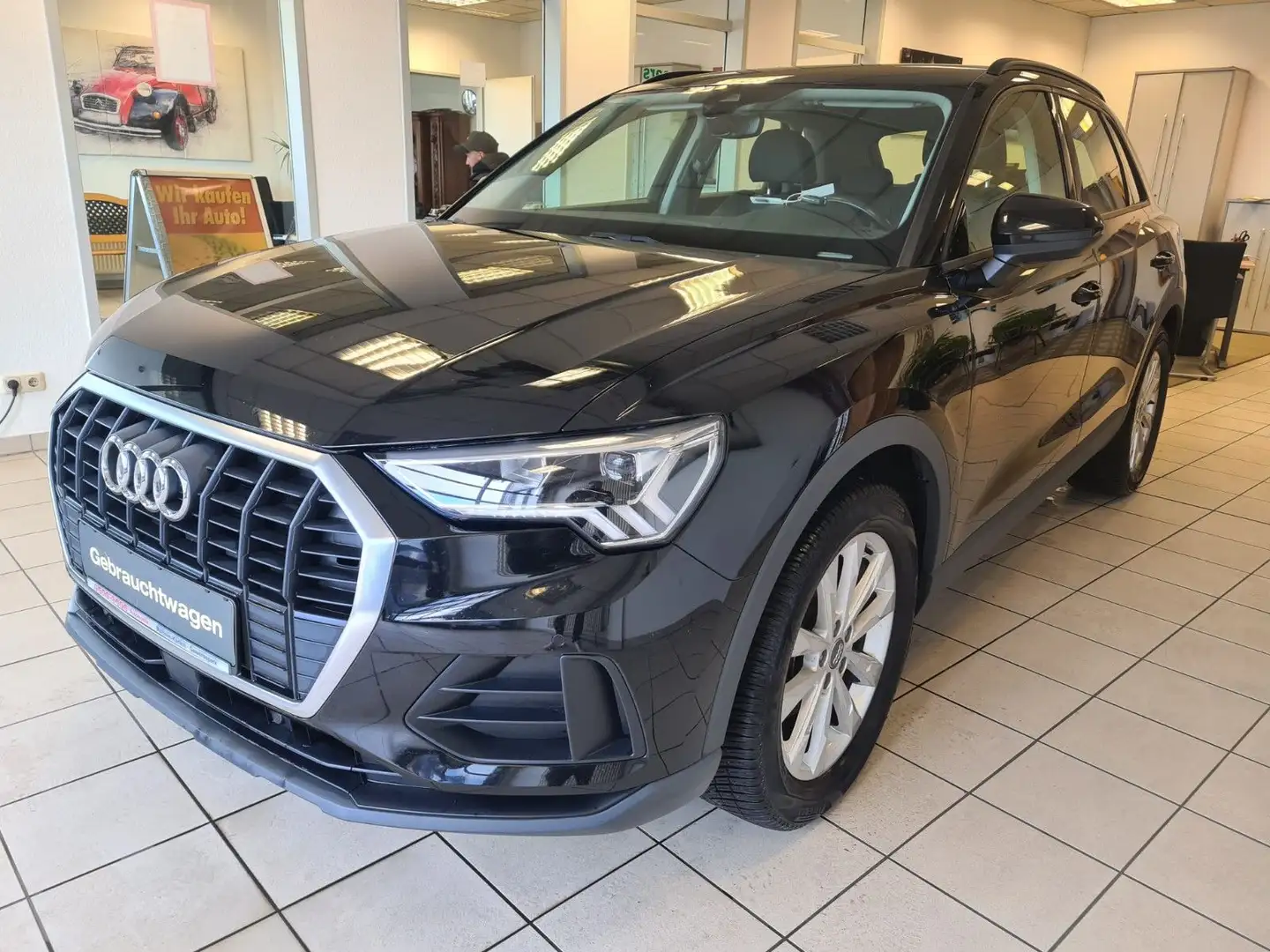 Audi Q3 35 TDI / LED / VIRTUELL/LED/SCHECKHEFT Zwart - 1