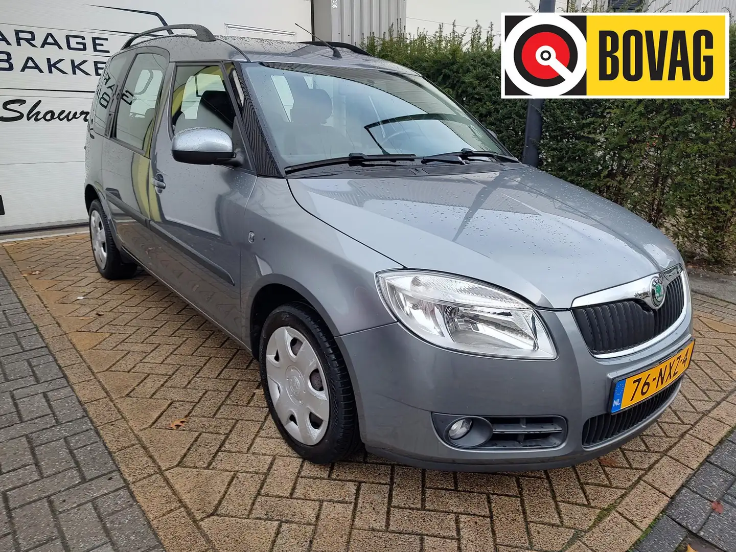 Skoda Roomster 1.4-16V Tour Trekhaak 1e eigenaar Airco Veel ruimt Gris - 1