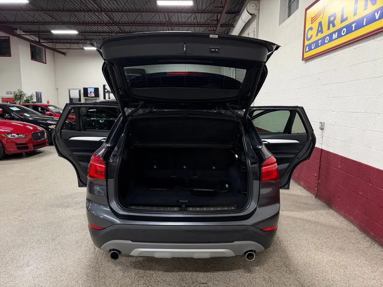 BMW X1 снимка BMW X1