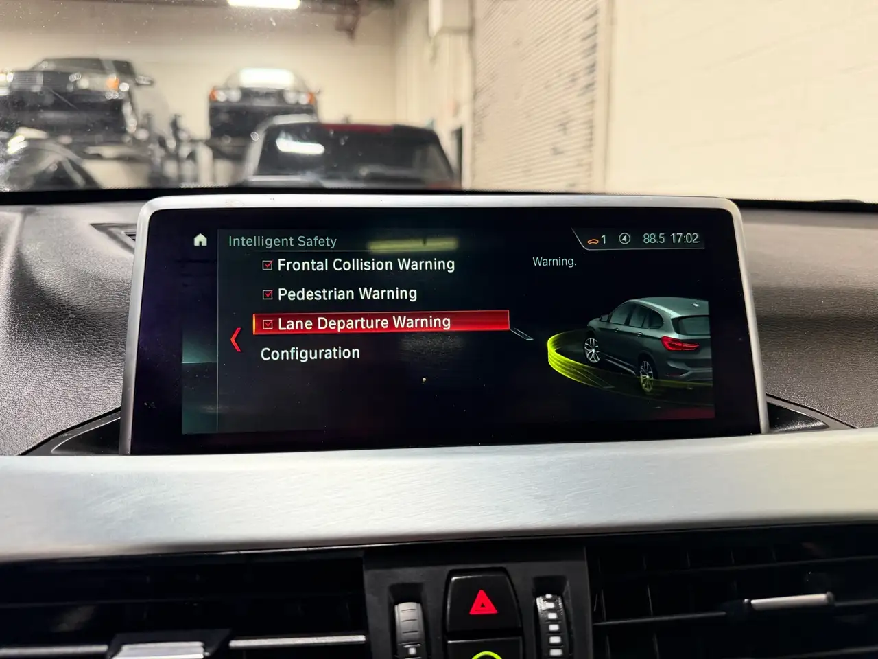 BMW X1 снимка BMW X1