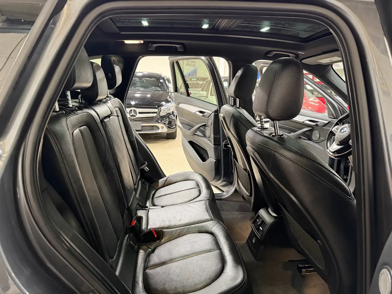 BMW X1 снимка BMW X1