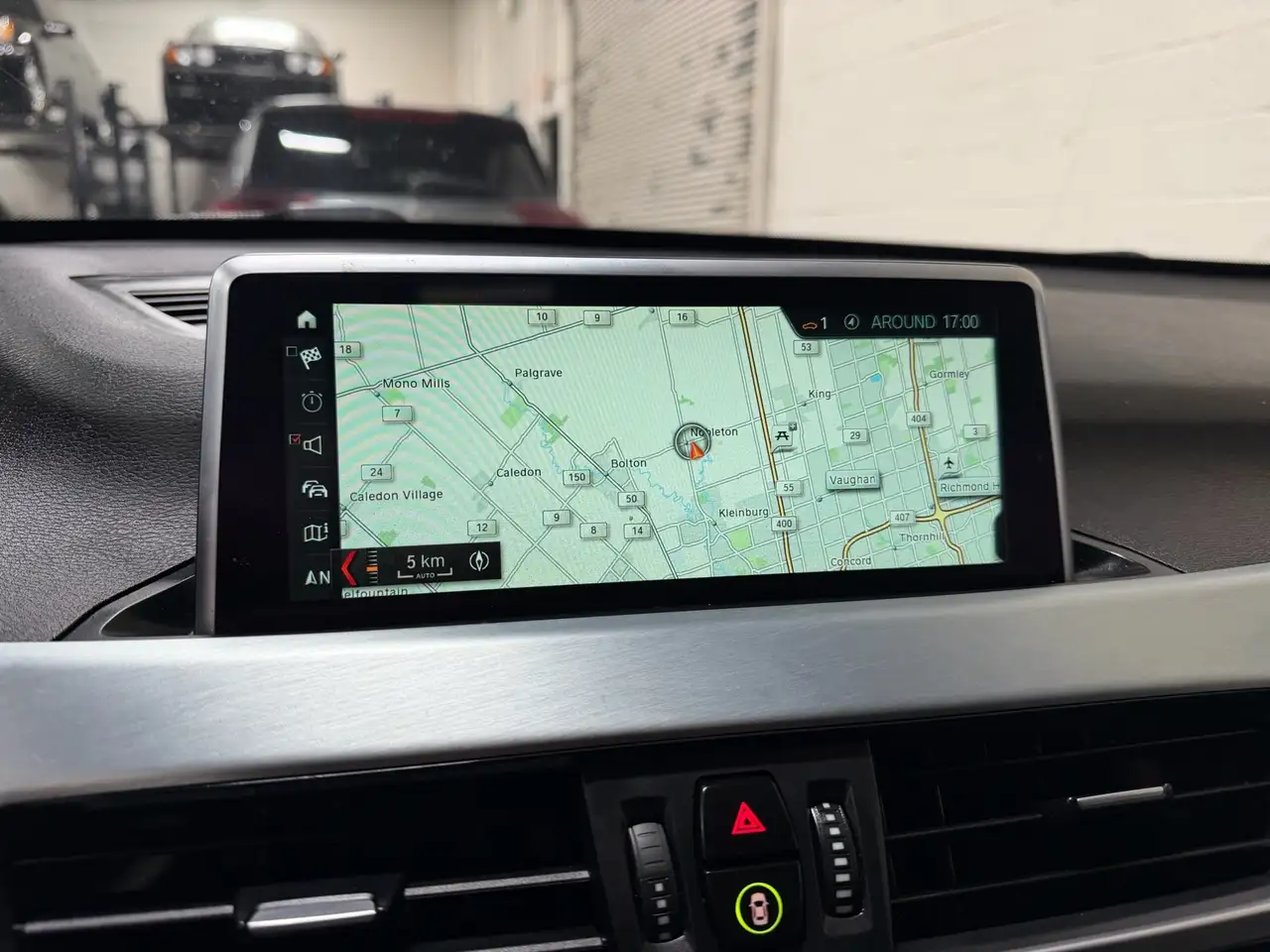 BMW X1 снимка BMW X1