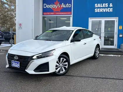 White 2024 Nissan Altima 2.5 S AWD Sedan Continuously Variable Transmission