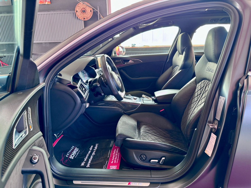 Audi RS6 Pano Ceramic DynamikPaket+ Matrix 360° 21" — photo 10