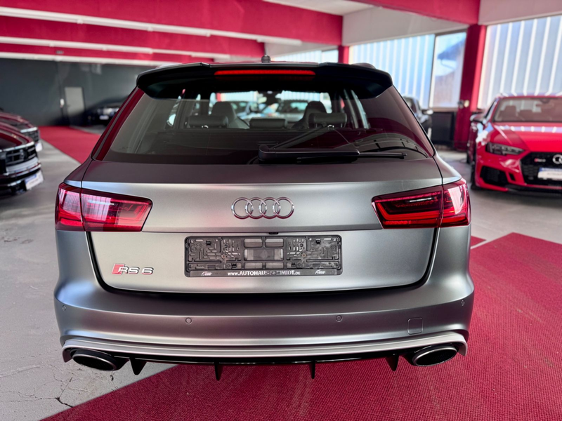 Audi RS6 Pano Ceramic DynamikPaket+ Matrix 360° 21" — photo 7