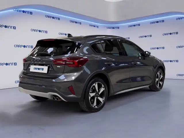 Ford Focus view 5