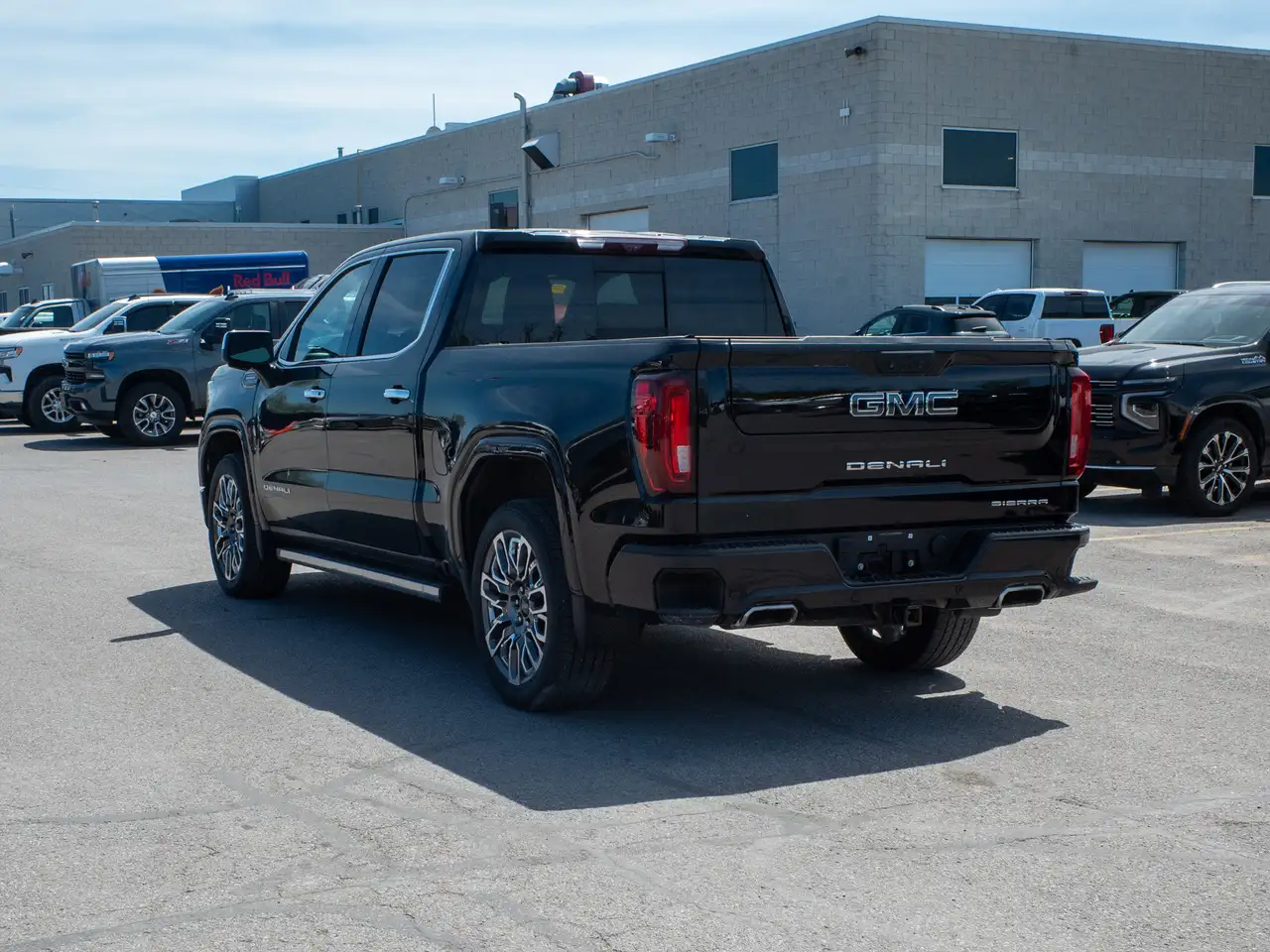 GMC Sierra 1500 снимка GMC Sierra 1500