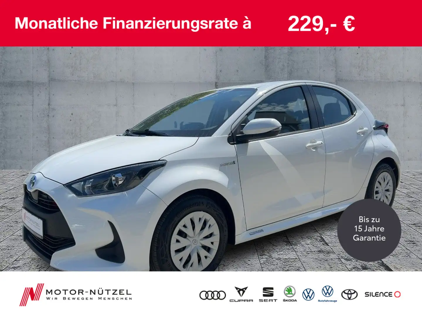 Toyota Yaris 1.5 Dual-VVT-iE COMFORT ACC+APP+RFK+MFA+BT Weiß - 1