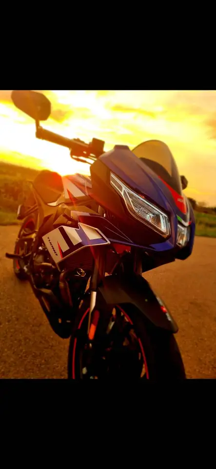 Aprilia Tuono