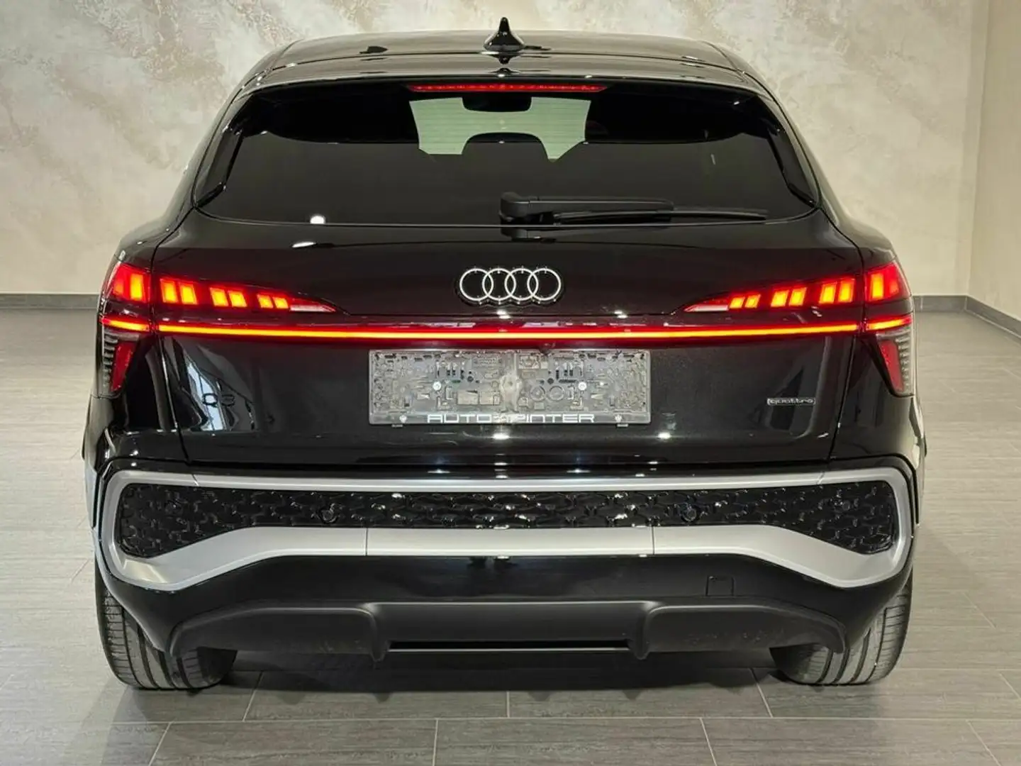 Audi Q3 TFSI quattro 150 kW Sportback S-Line Schwarz - 2