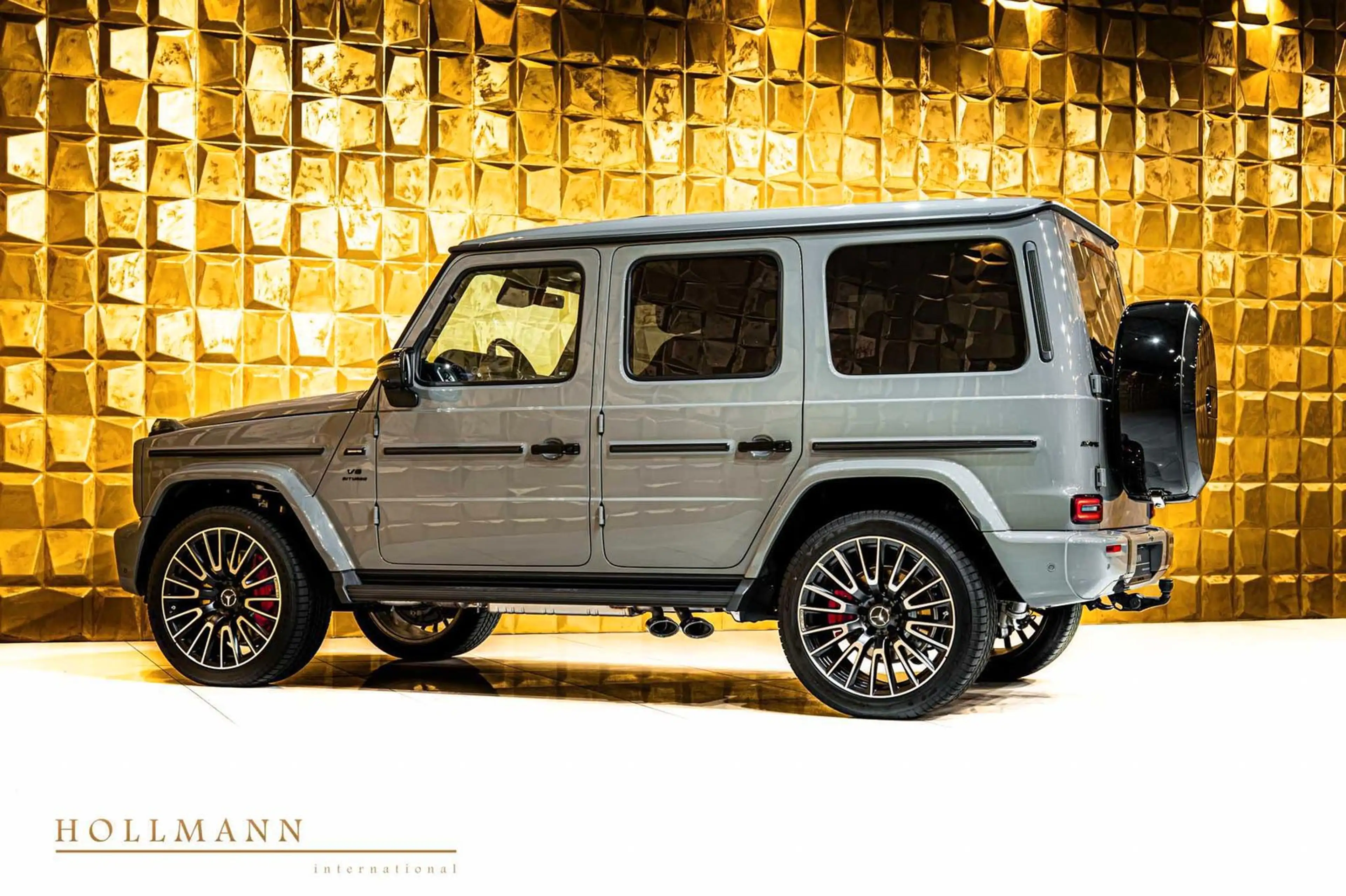 Mercedes-Benz G 63 AMG + A22 + CARBON EXT + MY2026 — photo 6