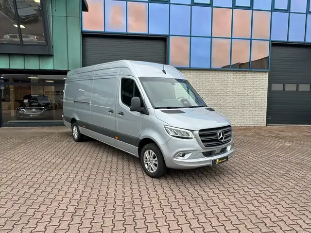 Mercedes-Benz Sprinter 319 L3H2 2x Schuifdeur BPM vrij Distronic Digitale