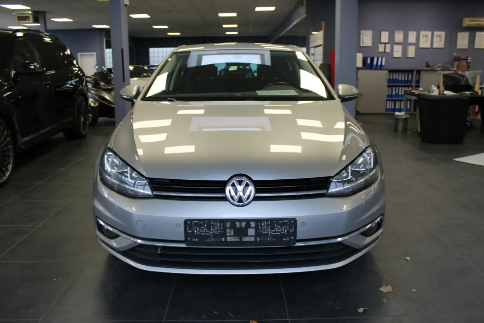 Volkswagen Golf 1.0 TSI OPF Join Silber - 2
