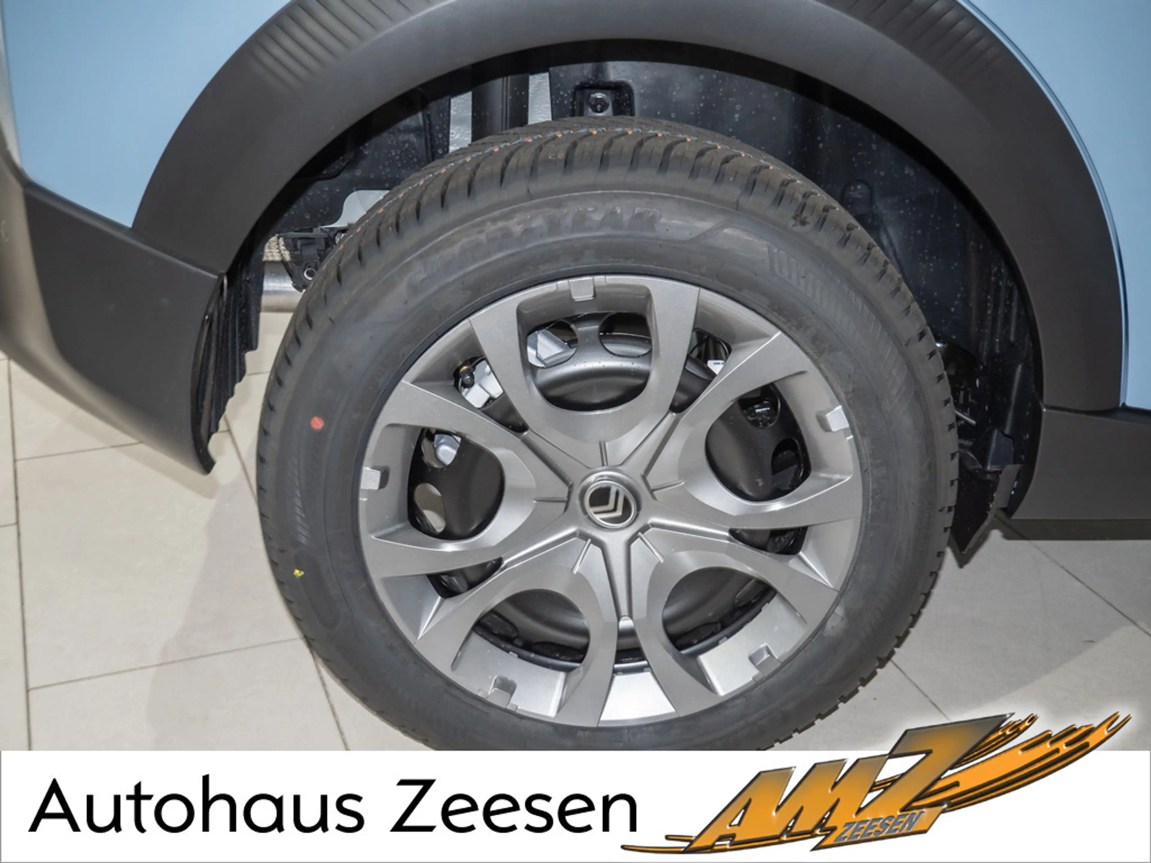 Citroen C3 Hybrid 110 Plus LED SITZHEIZUNG PDC HUD — photo 5