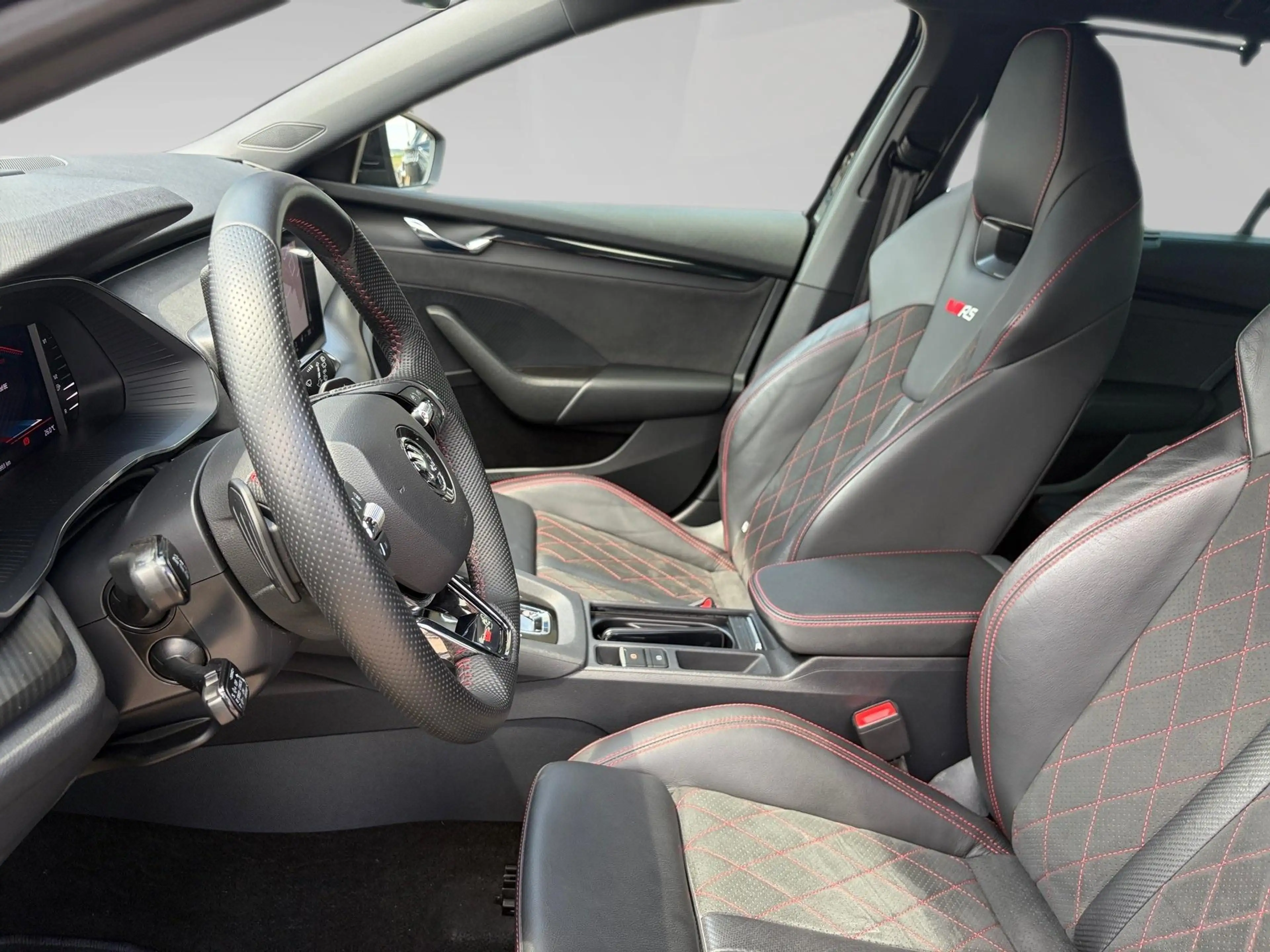 Skoda Octavia 2.0 TDI 147kW RS DSG — photo 4