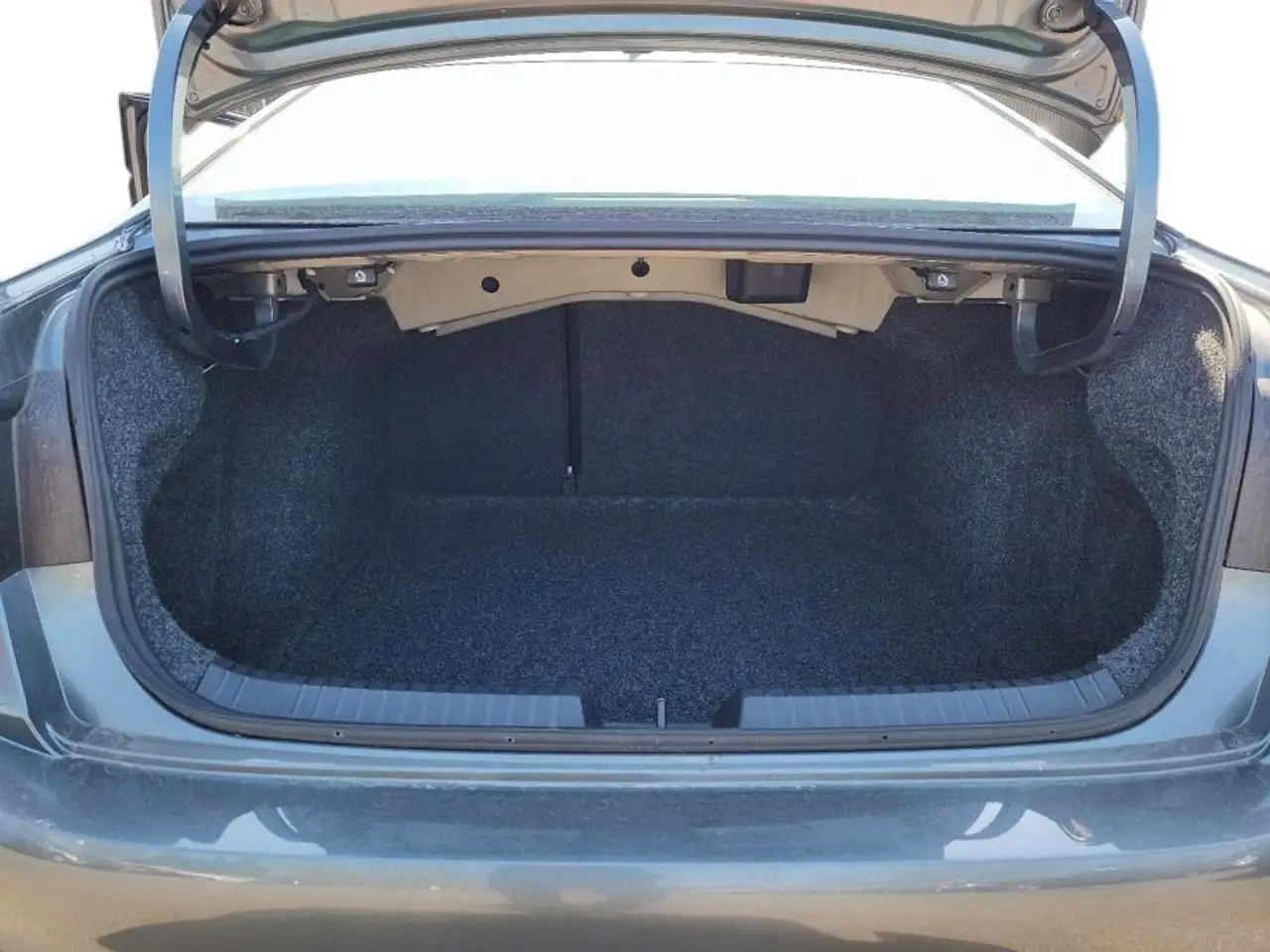Volkswagen Jetta снимка Volkswagen Jetta