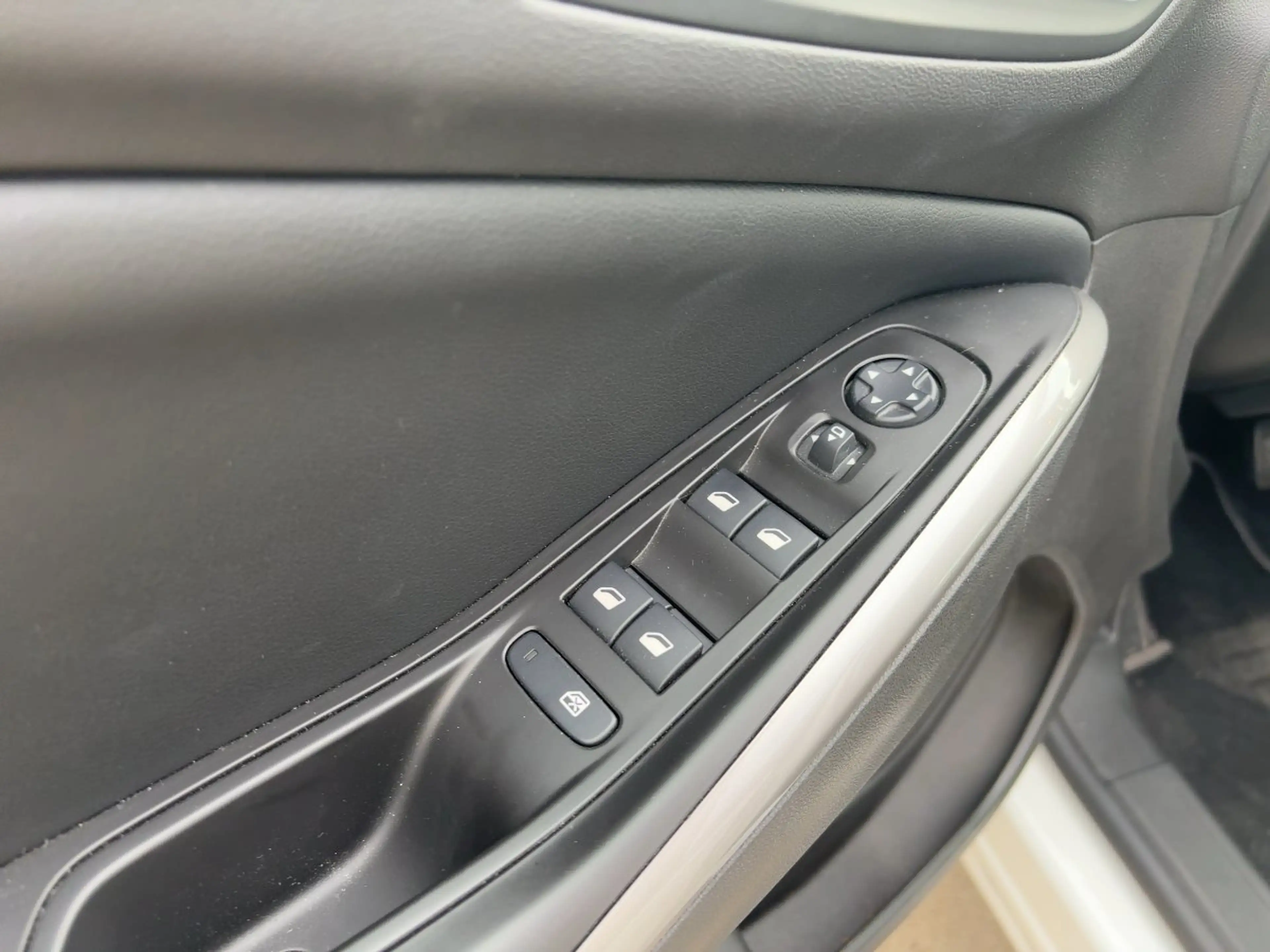 Opel Grandland GS. 1.2 D 360-CAM CAM PDC — photo 15