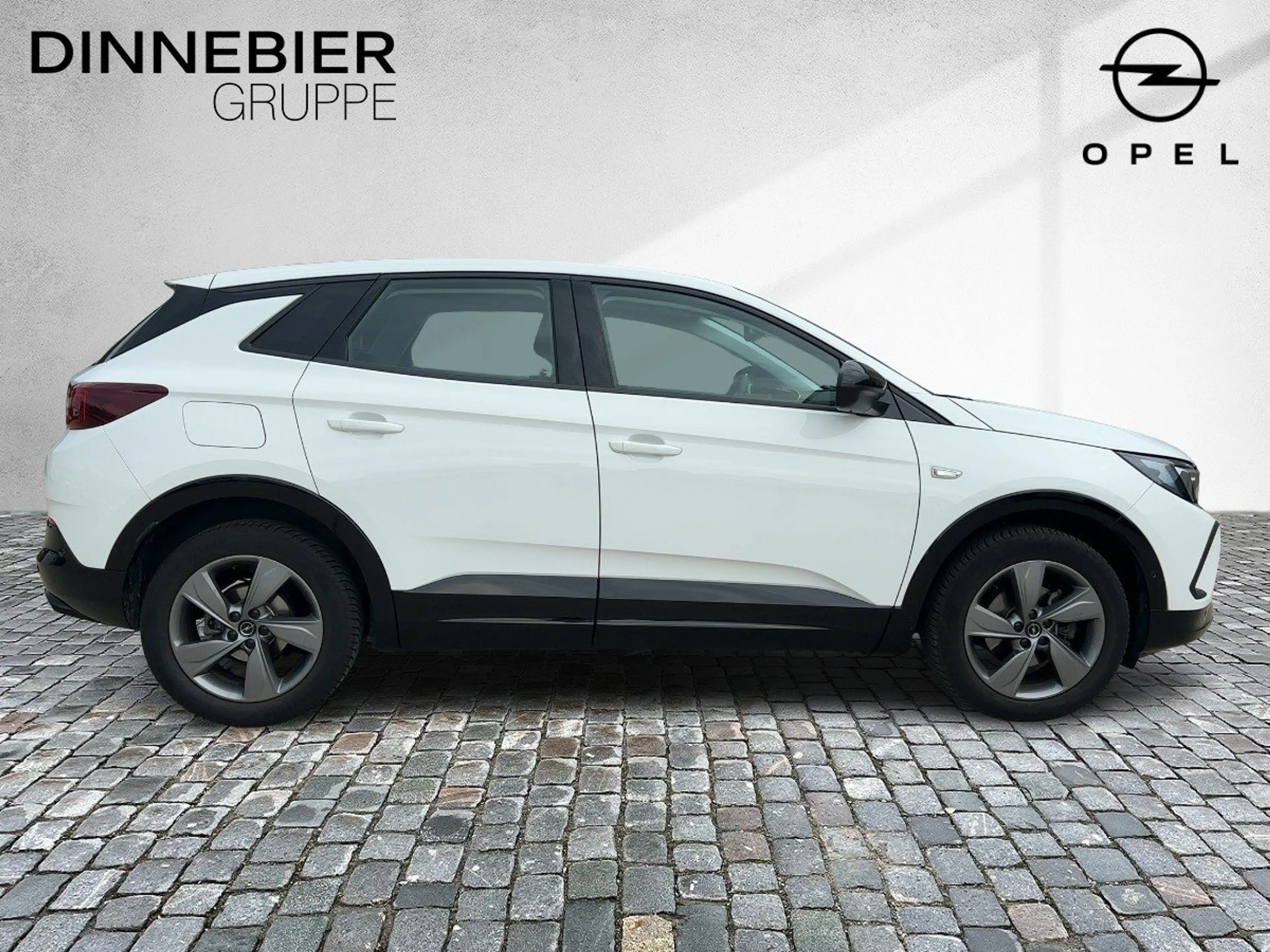 Opel Grandland GS. 1.2 D 360-CAM CAM PDC — photo 6