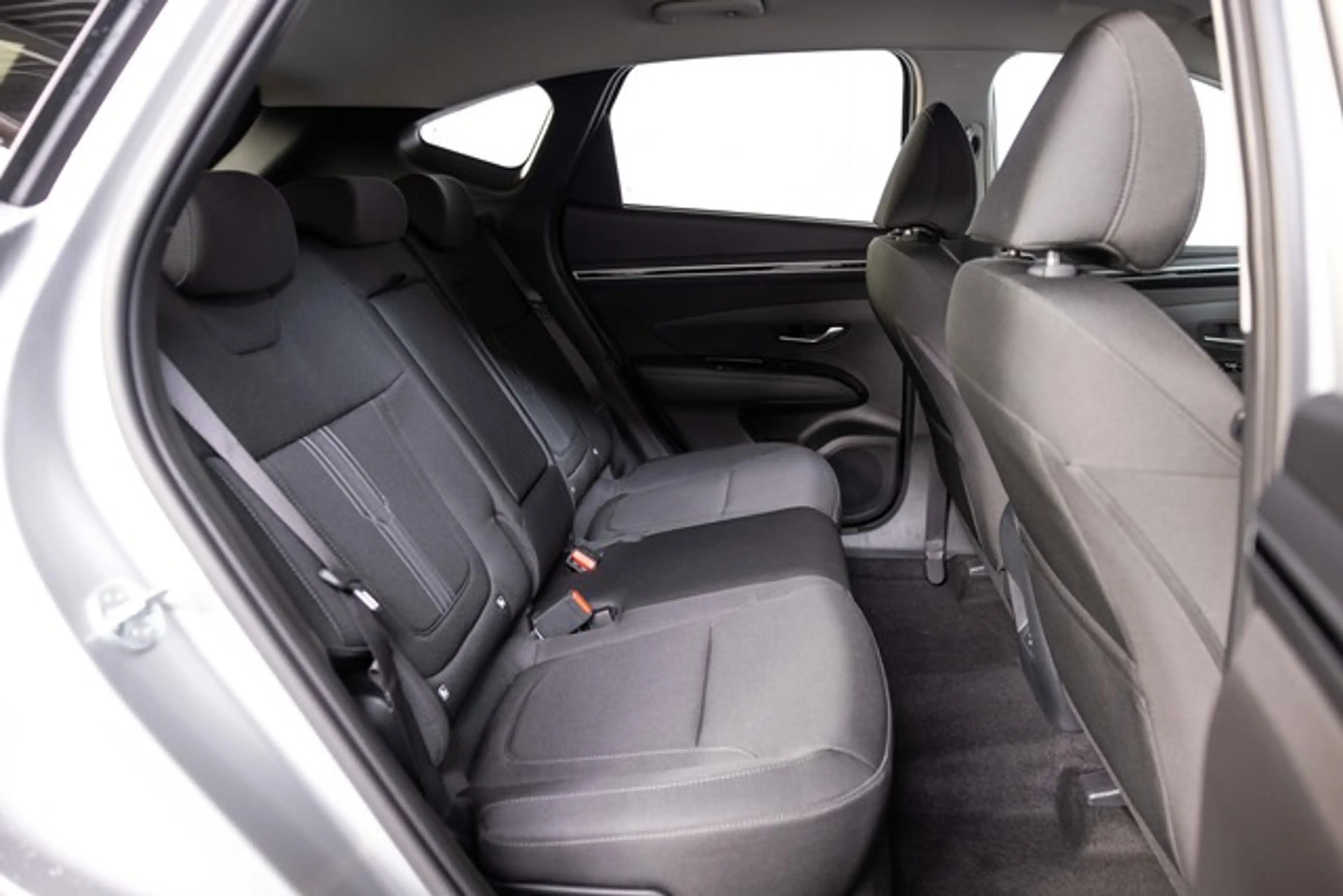 Hyundai TUCSON 1.6 T-GDi Trend NSCC/VIRTUAL/NAVI — photo 6