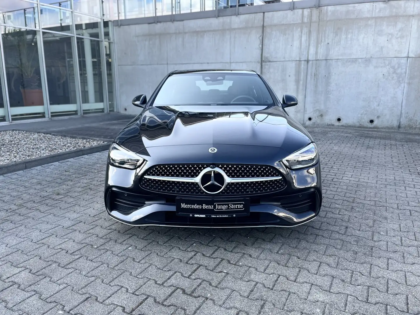 Mercedes-Benz C 300 C 300 d AMG+AHK+Distr+Burmester+KeyGo+HeadUp+19" Grau - 2