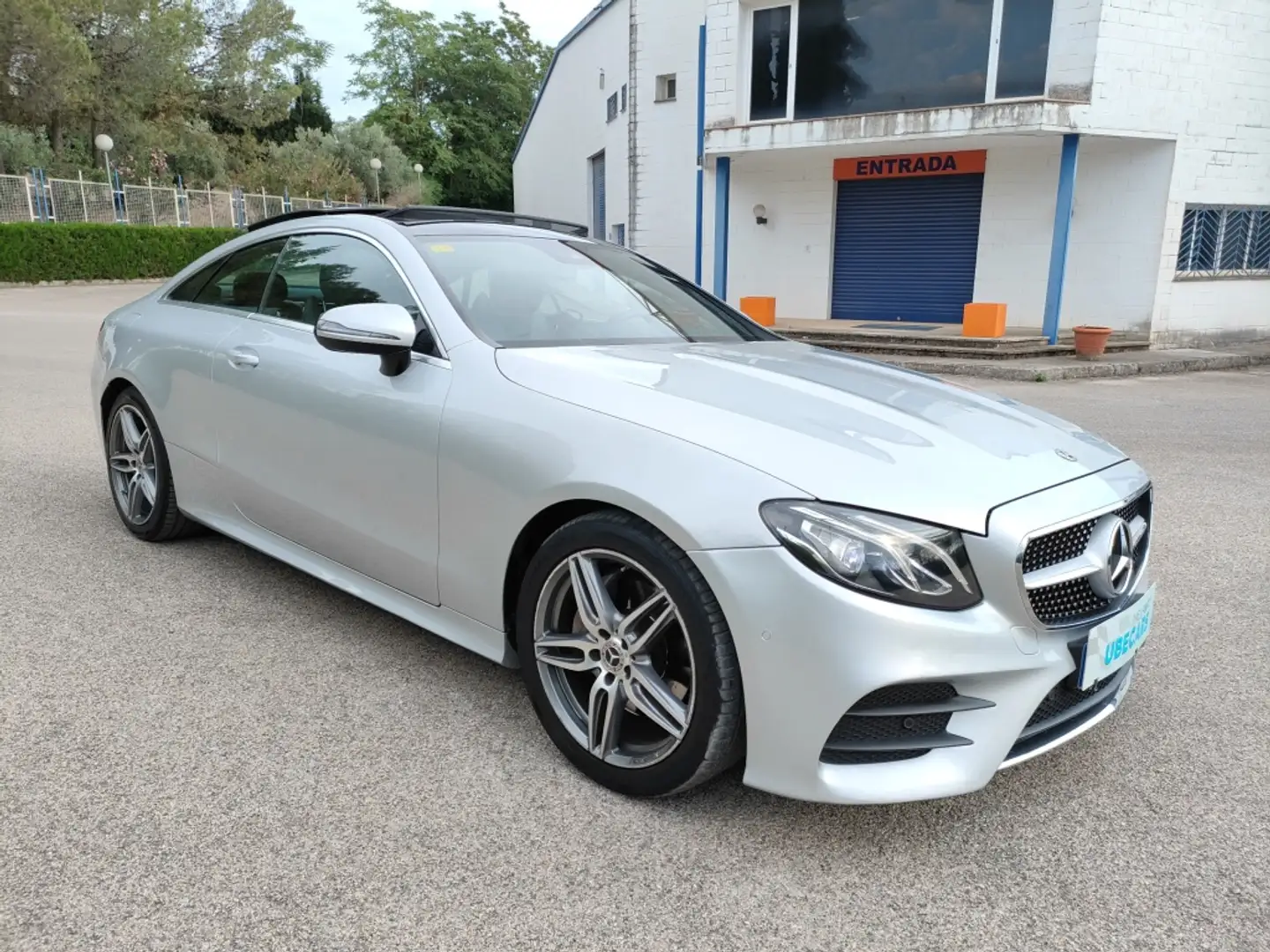 Mercedes-Benz E 220 Coupé 220d 9G-Tronic Argento - 2