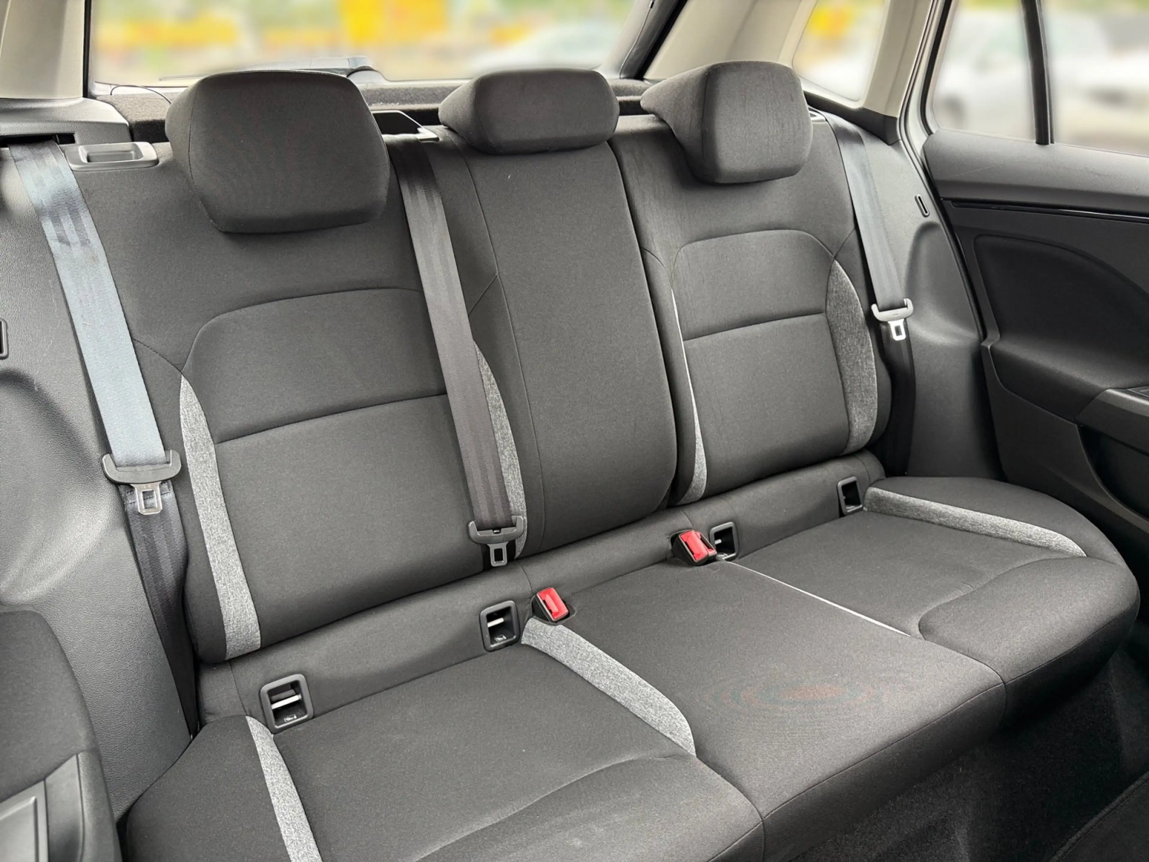 Skoda Kamiq Essence 1.0TSI Klima PDC Spurhalteassistent — photo 13