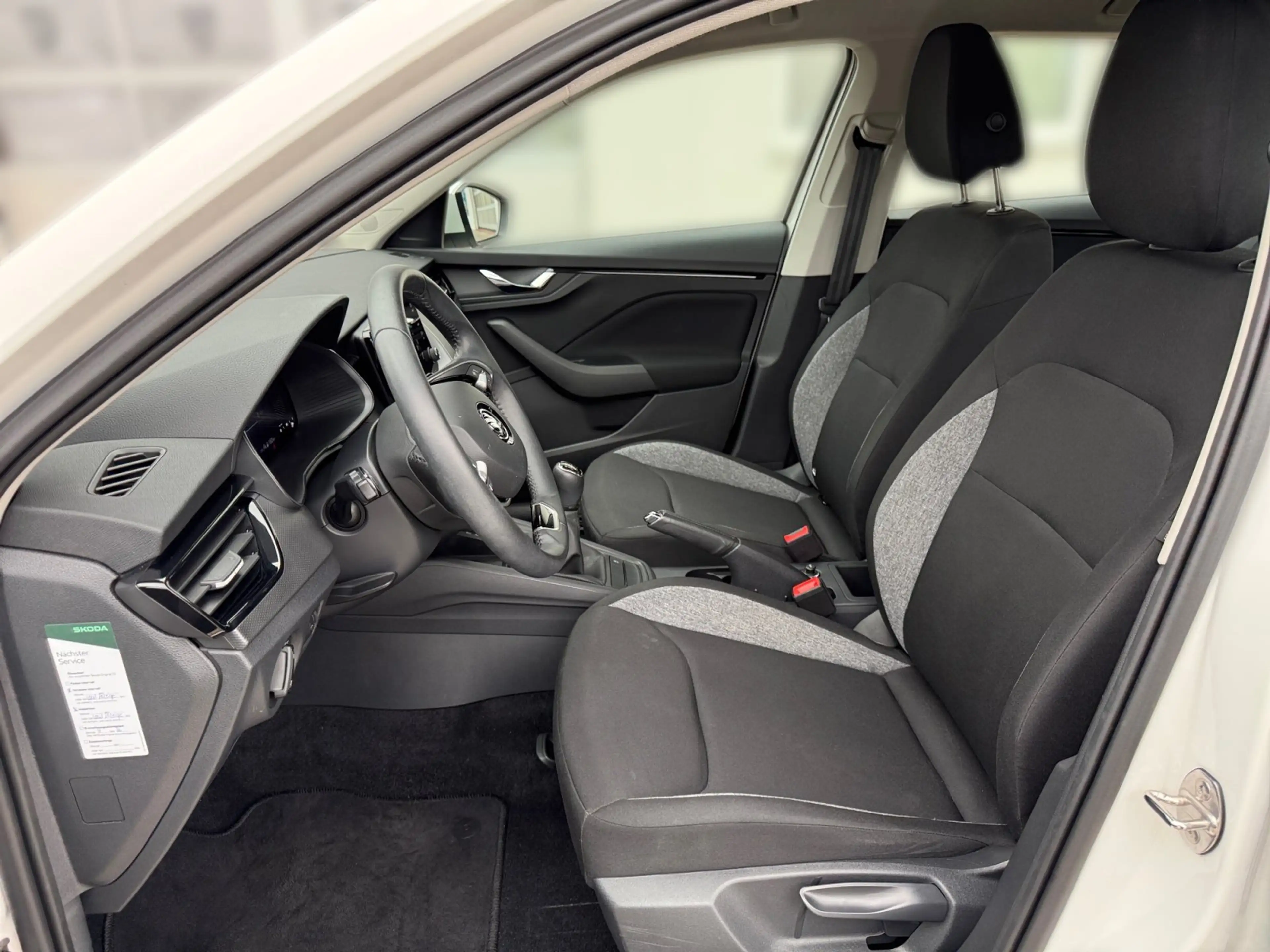 Skoda Kamiq Essence 1.0TSI Klima PDC Spurhalteassistent — photo 9