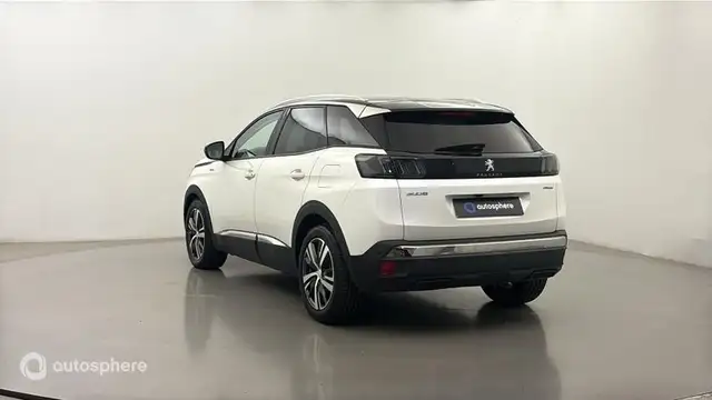 Peugeot 3008 view 8