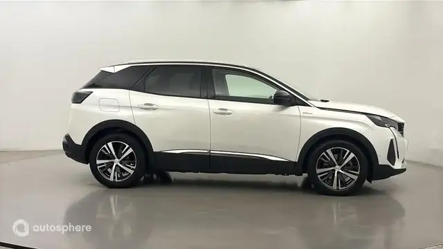 Peugeot 3008 view 4