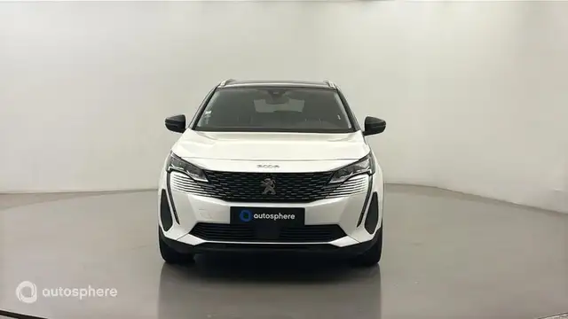 Peugeot 3008 view 2