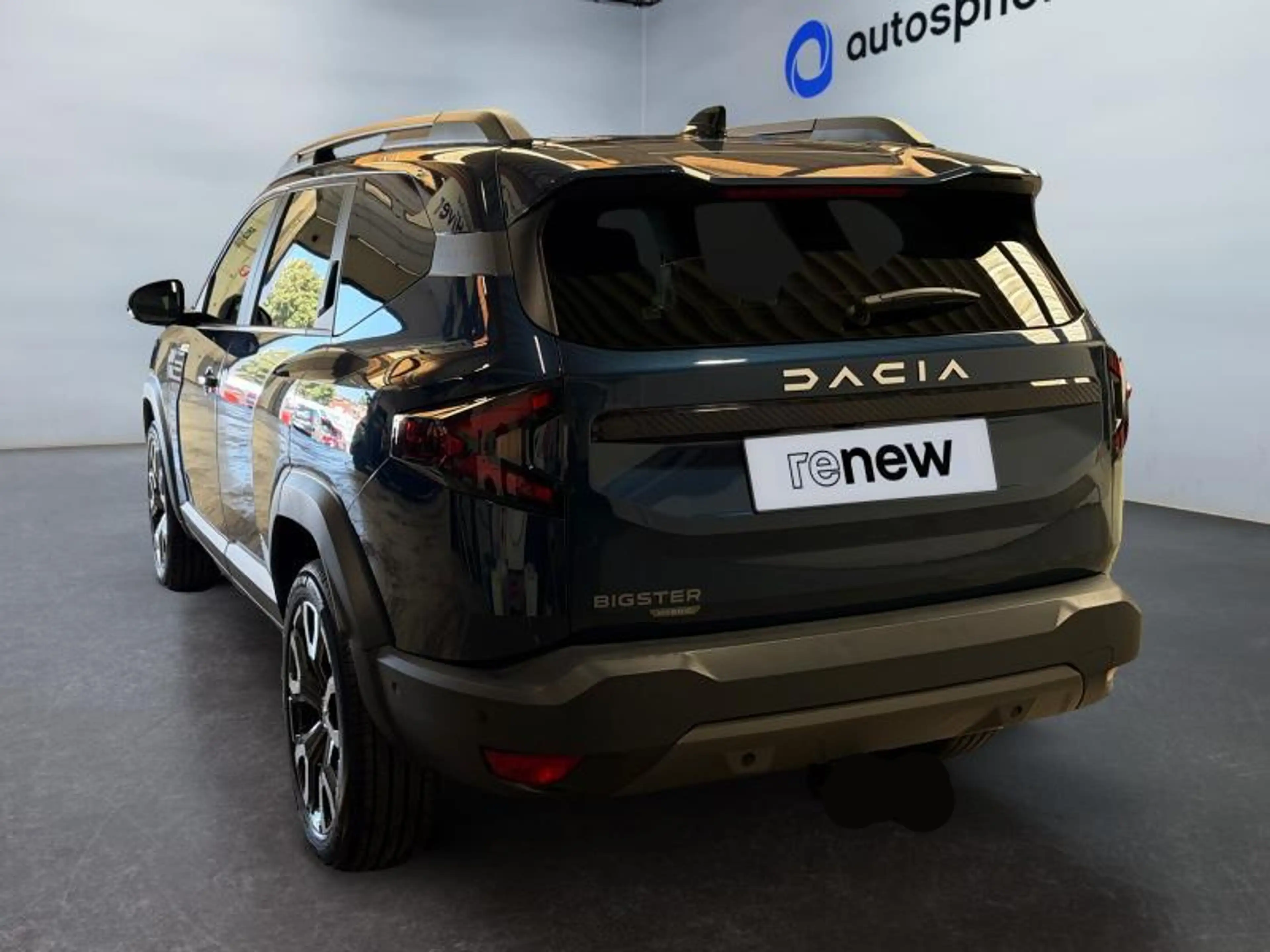 Dacia Bigster 1.8 Hybrid Journey 155Hpe — photo 7