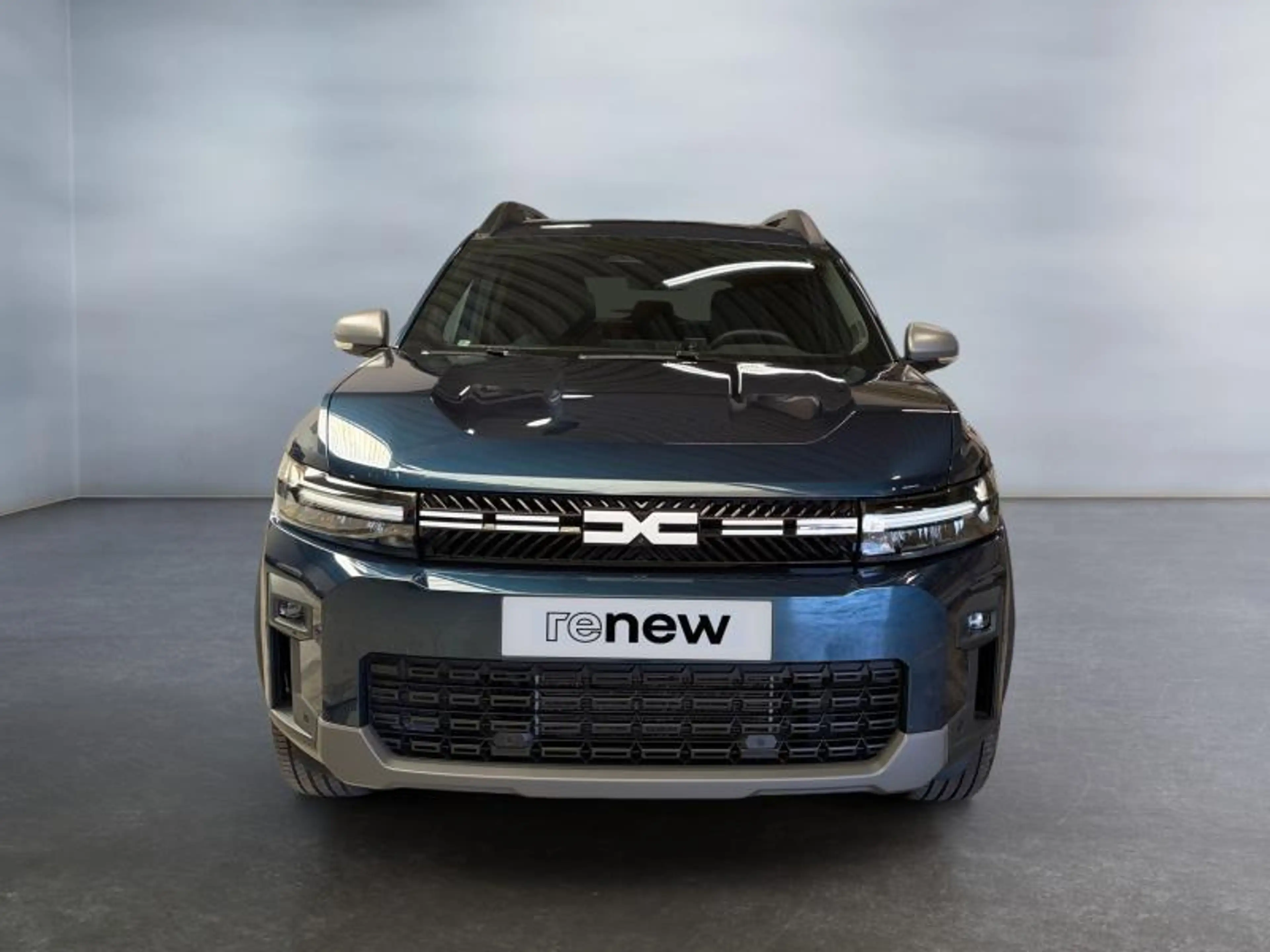 Dacia Bigster 1.8 Hybrid Journey 155Hpe — photo 3