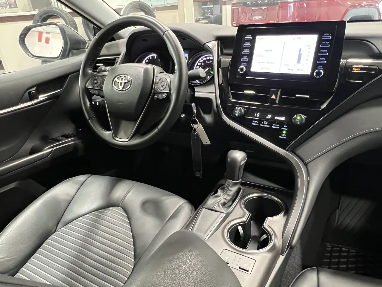 Toyota Camry снимка Toyota Camry