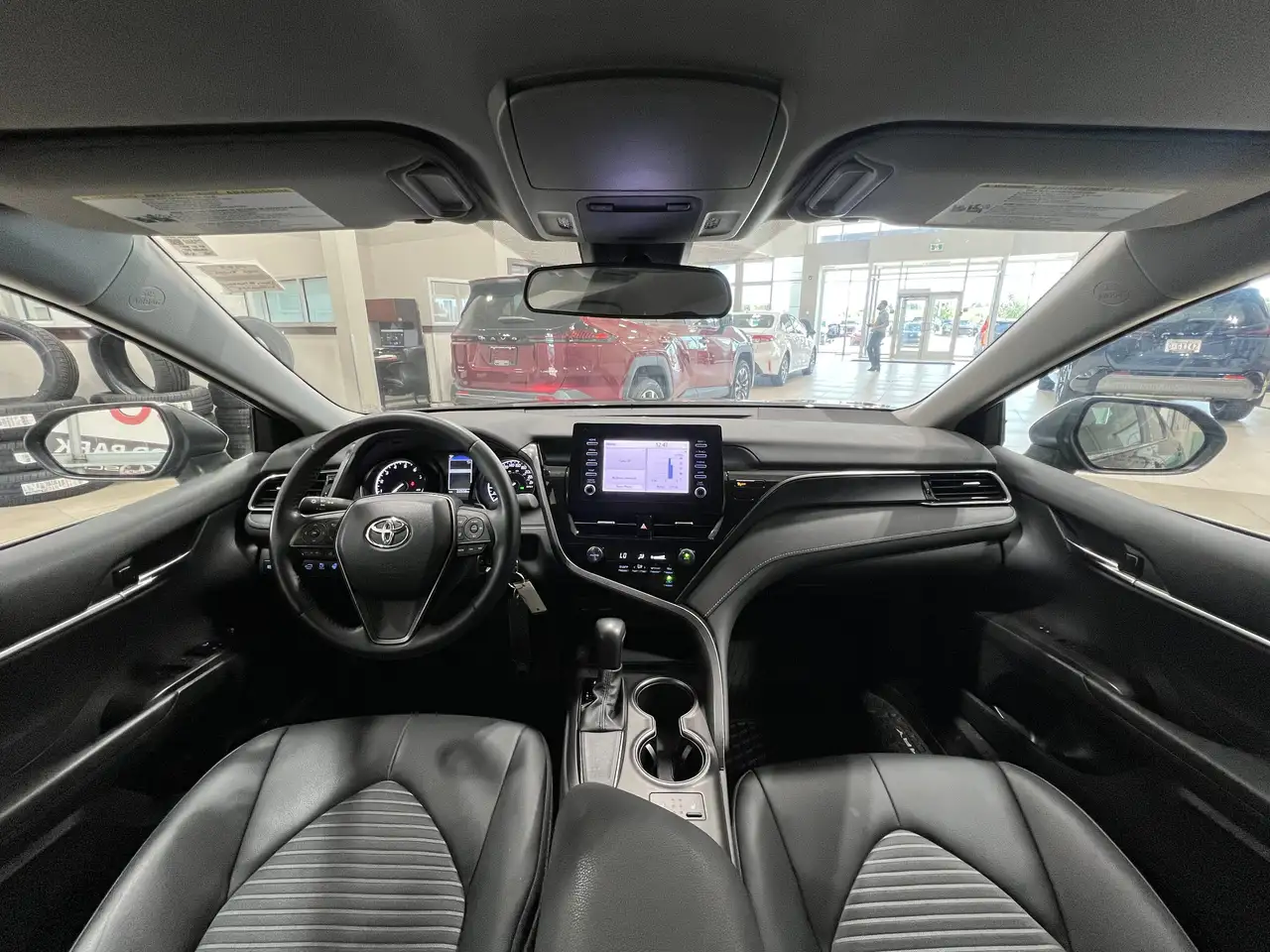 Toyota Camry снимка Toyota Camry