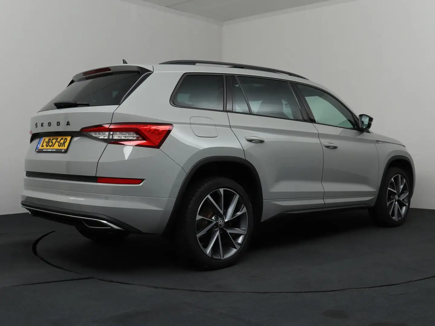 Skoda Kodiaq 1.5 TSI Sportline Business 7 persoons! | Camera | Gris - 2