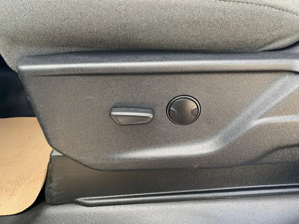 2025 Ford F-150 SuperCrew XLT SuperCrew 157 | Tow/Haul Package | Rear Camera — photo 8
