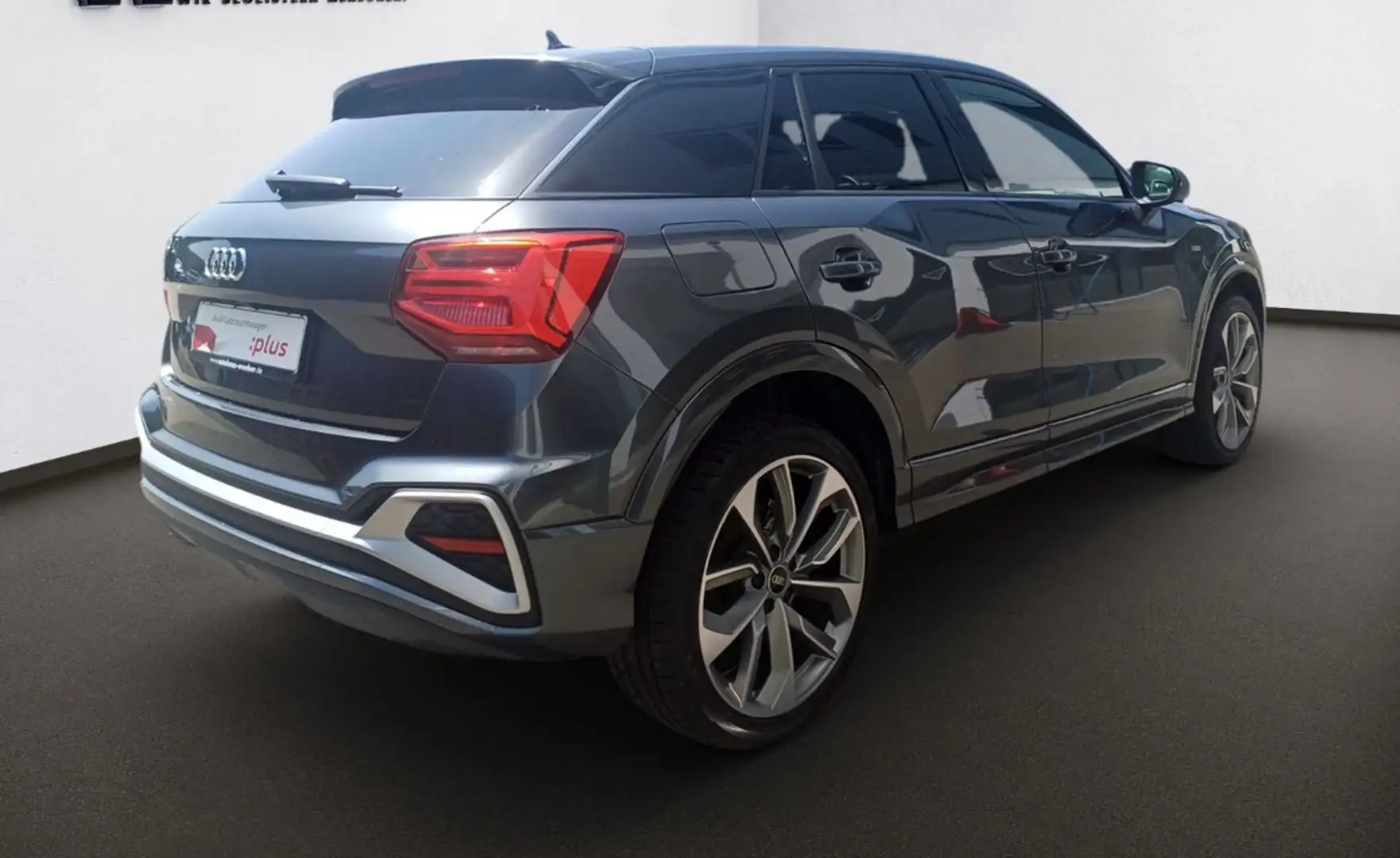 Audi Q2 35 1.5 tfsi S line edition s-tronic pano virtual Grigio - 2