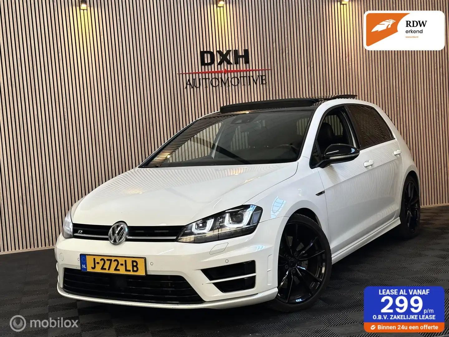 Volkswagen Golf 2.0 TSI R 4Motion PANO ACC LEDER DCC DAB KEY Wit - 1