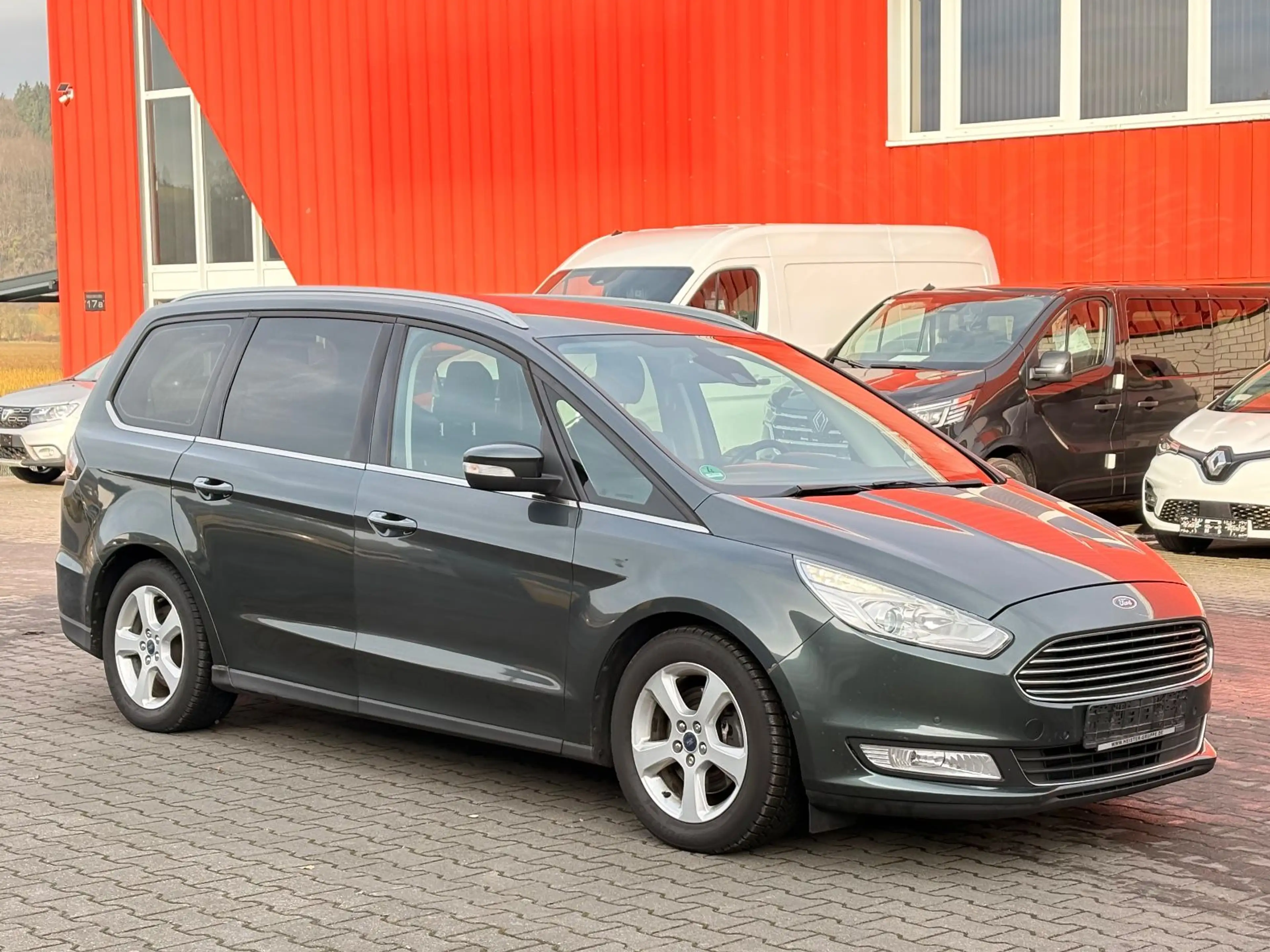 Ford Galaxy Titanium*7Sitzer* Navi Zahnriemen Neu Eu6 — photo 3