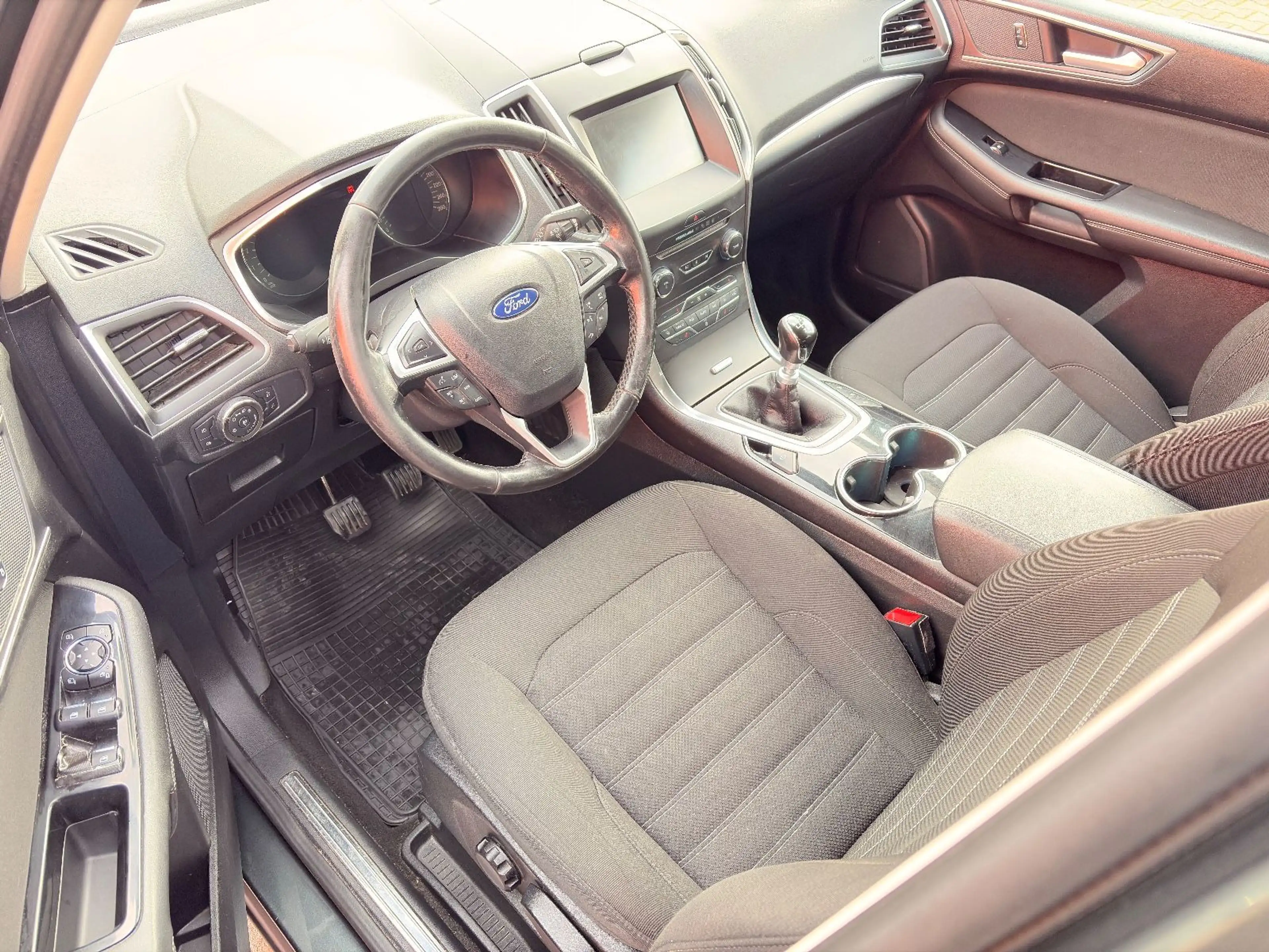 Ford Galaxy Titanium*7Sitzer* Navi Zahnriemen Neu Eu6 — photo 9